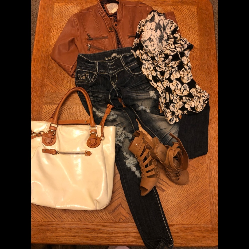 Almost Famous Distressed high waist skinny jeans 1